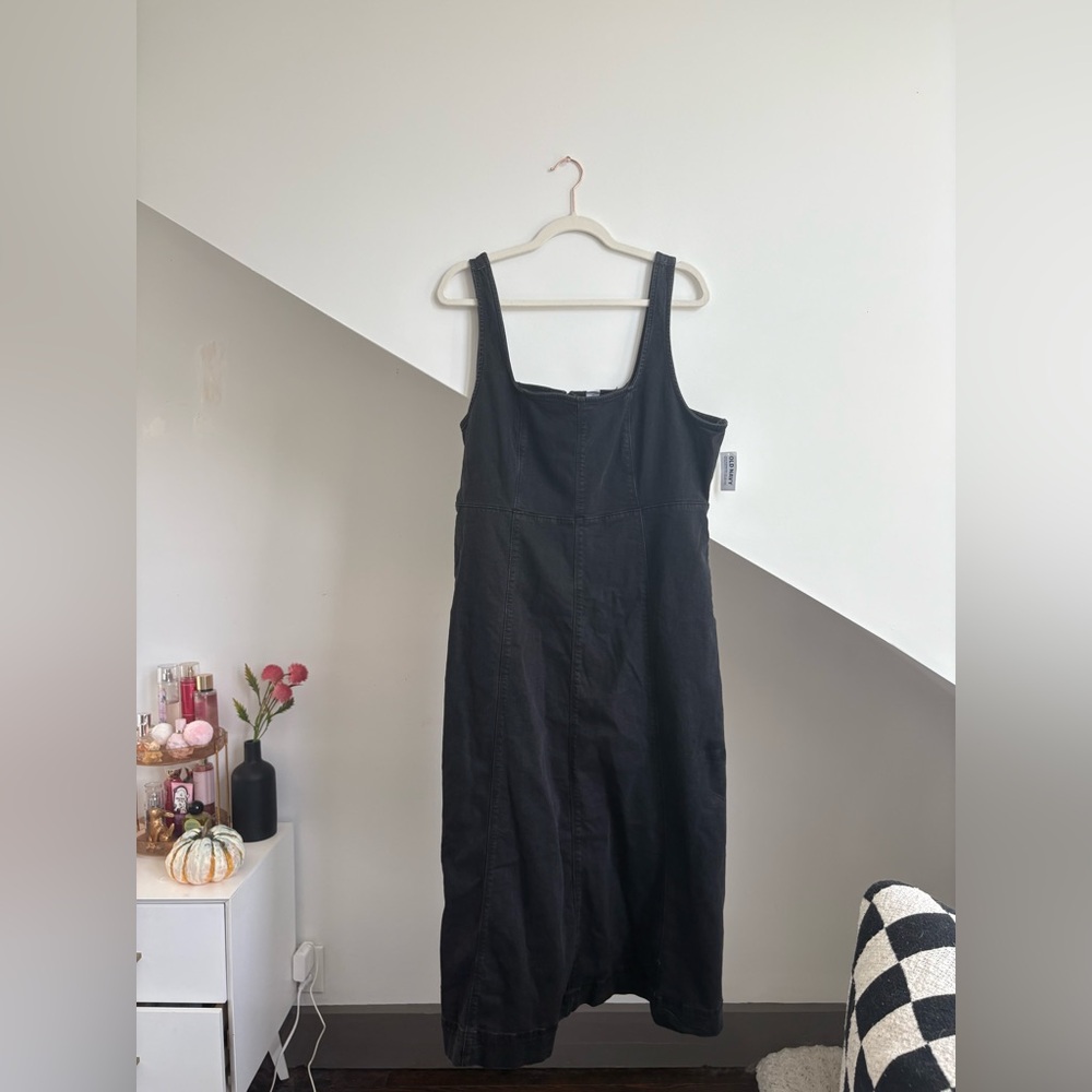 Black Sleeveless Denim Dress